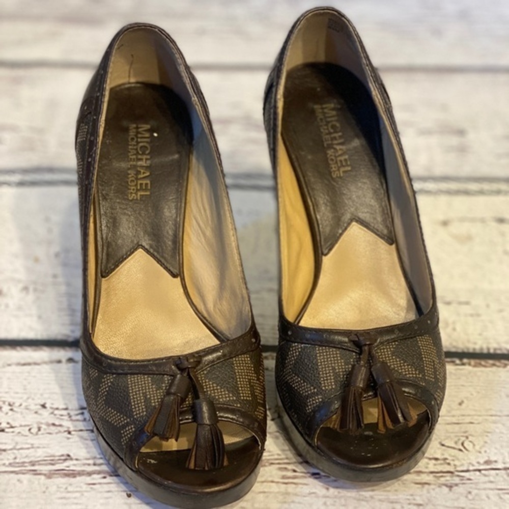 MK Michael Kors brown leather peep toe heels